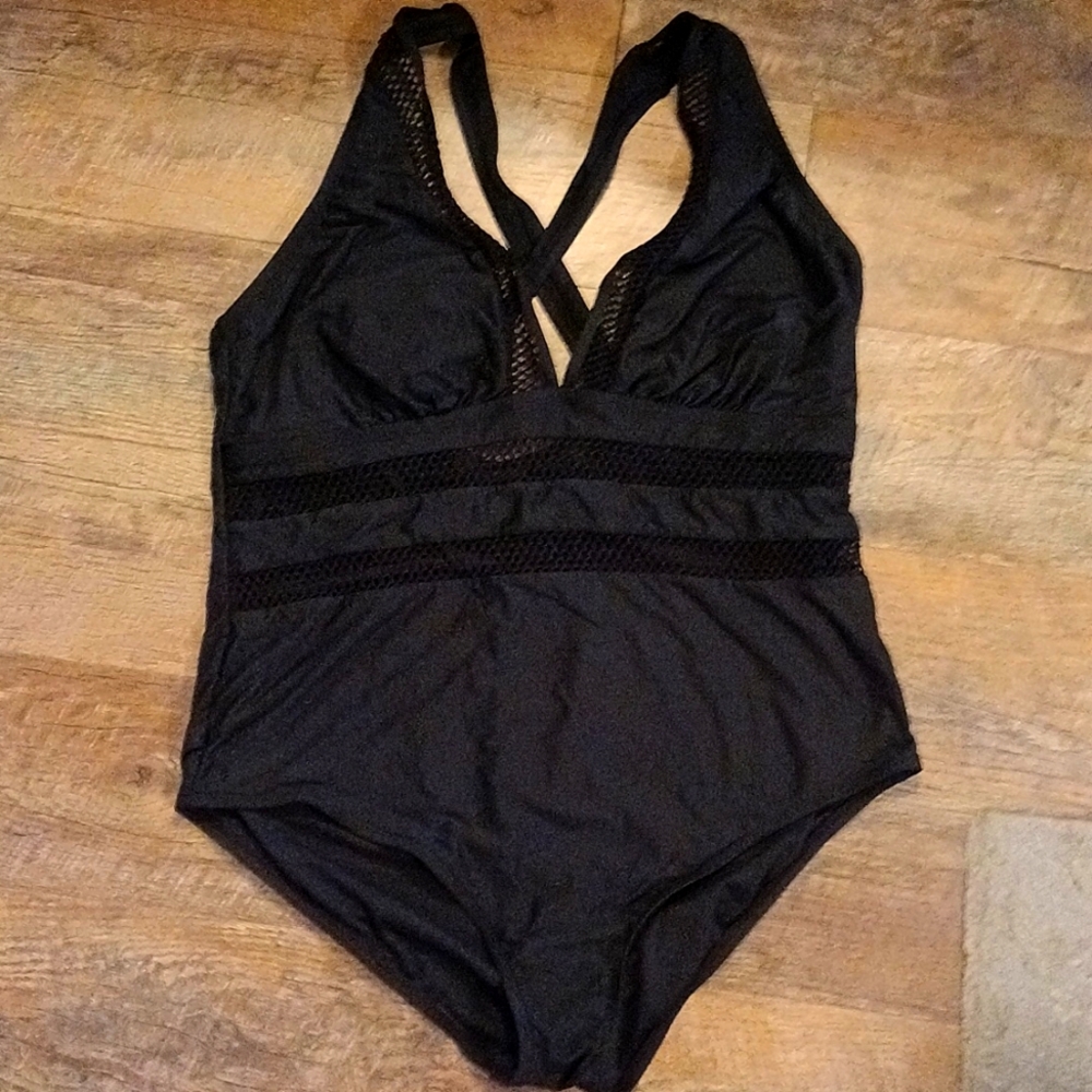 Freshwater one piece swim suit plus size 🖤